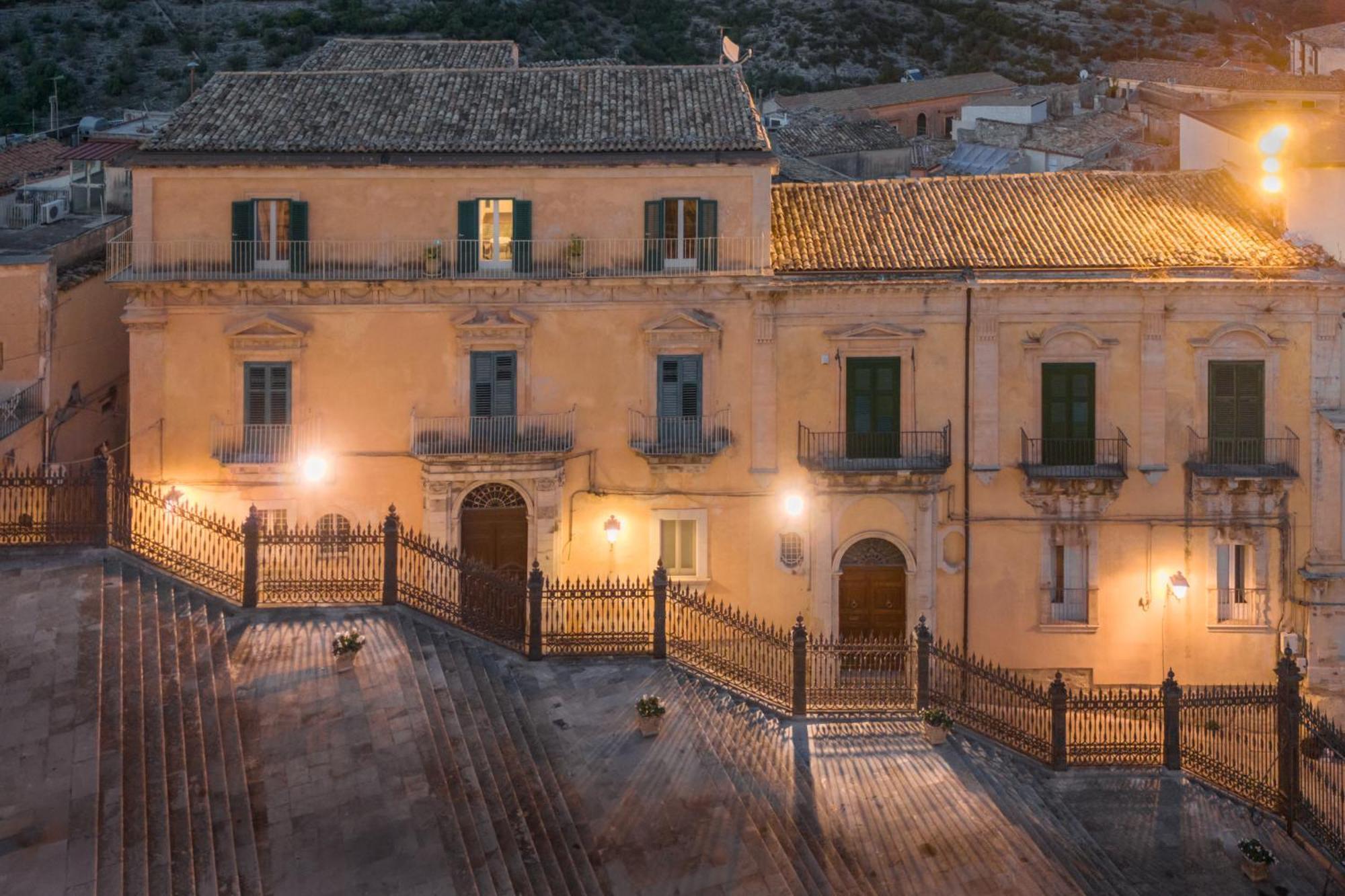 Appartamenti Vista Duomo - Ibla - Pomelia รากูซา ภายนอก รูปภาพ