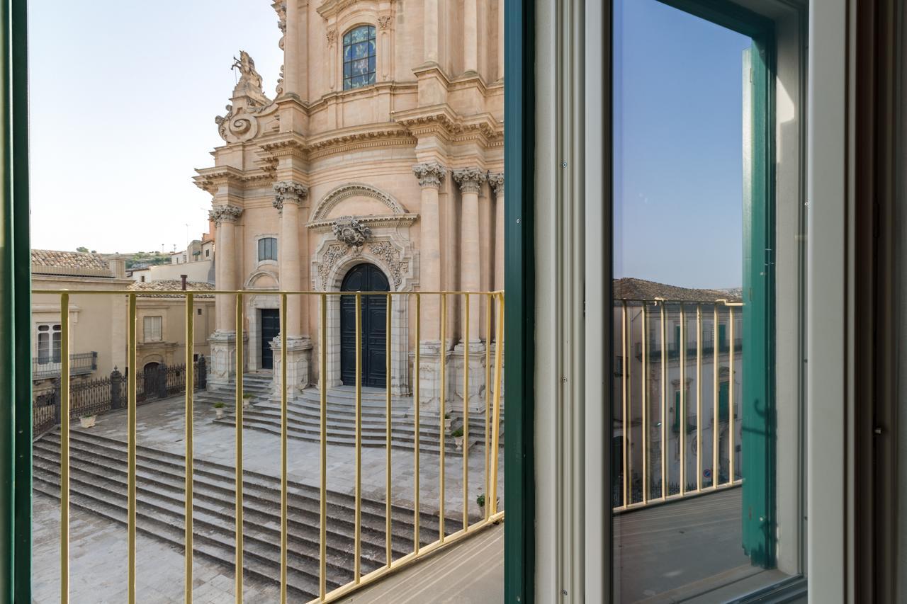 Appartamenti Vista Duomo - Ibla - Pomelia รากูซา ภายนอก รูปภาพ