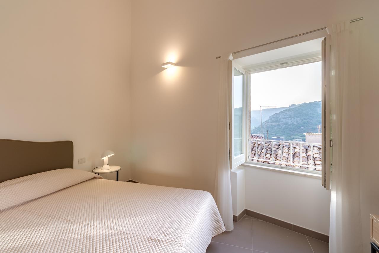 Appartamenti Vista Duomo - Ibla - Pomelia รากูซา ภายนอก รูปภาพ