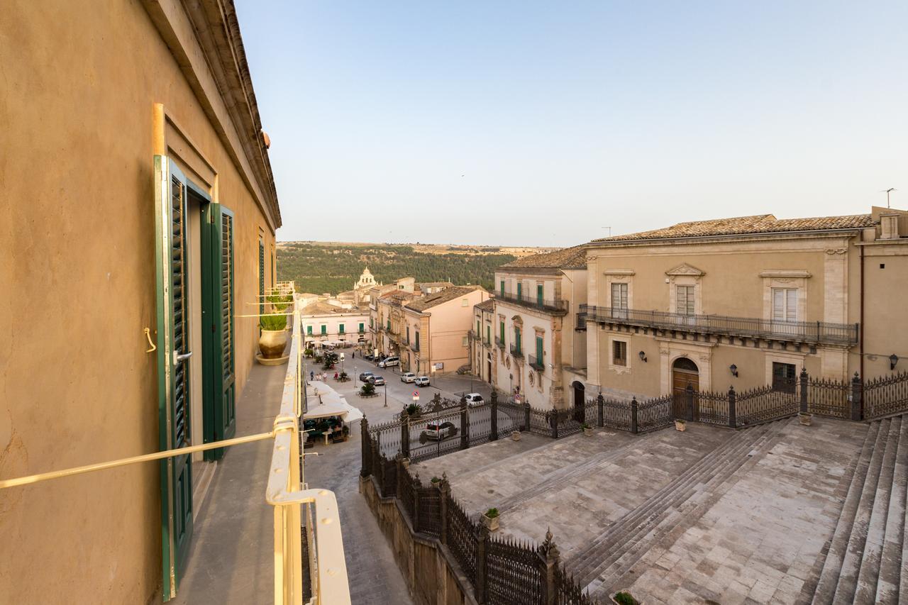 Appartamenti Vista Duomo - Ibla - Pomelia รากูซา ภายนอก รูปภาพ
