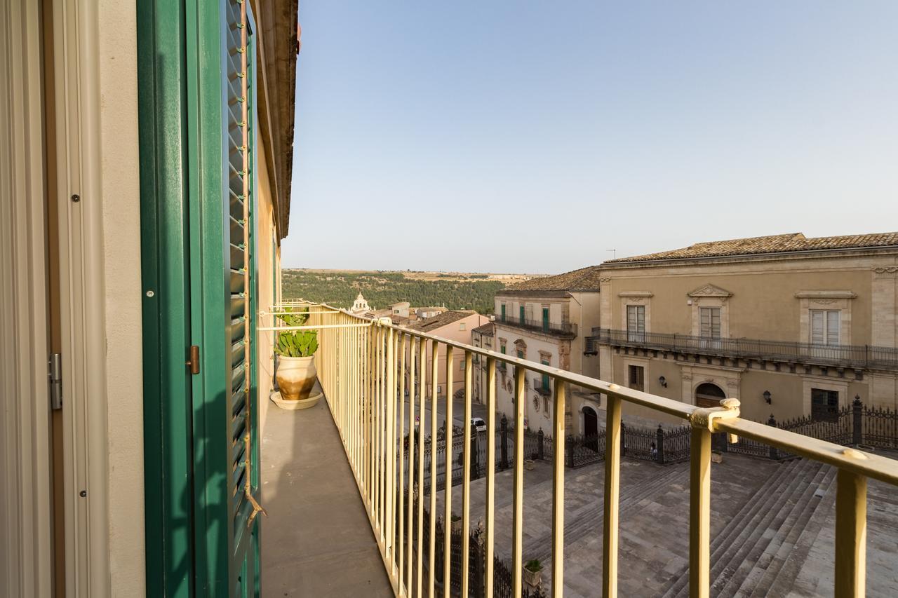 Appartamenti Vista Duomo - Ibla - Pomelia รากูซา ภายนอก รูปภาพ