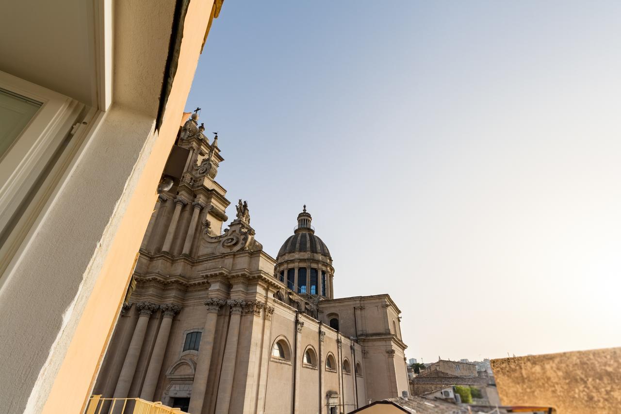 Appartamenti Vista Duomo - Ibla - Pomelia รากูซา ภายนอก รูปภาพ