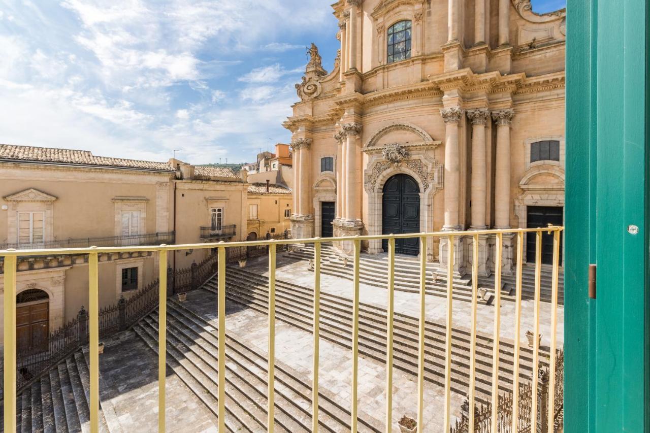 Appartamenti Vista Duomo - Ibla - Pomelia รากูซา ภายนอก รูปภาพ
