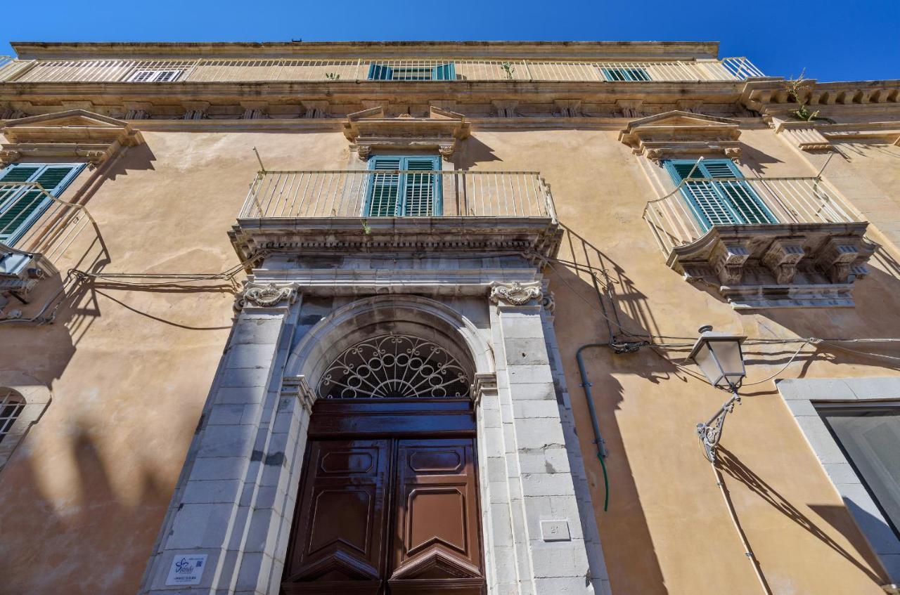 Appartamenti Vista Duomo - Ibla - Pomelia รากูซา ภายนอก รูปภาพ