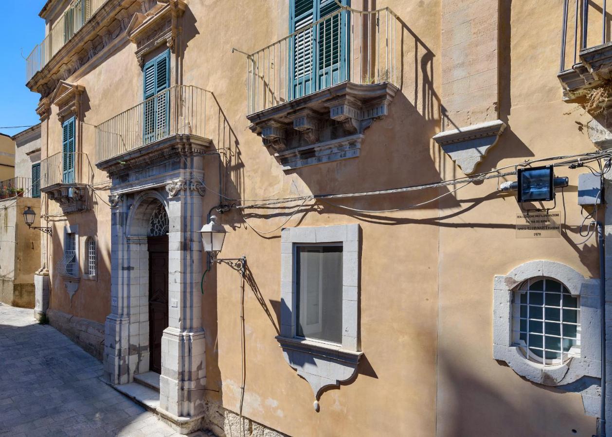 Appartamenti Vista Duomo - Ibla - Pomelia รากูซา ภายนอก รูปภาพ