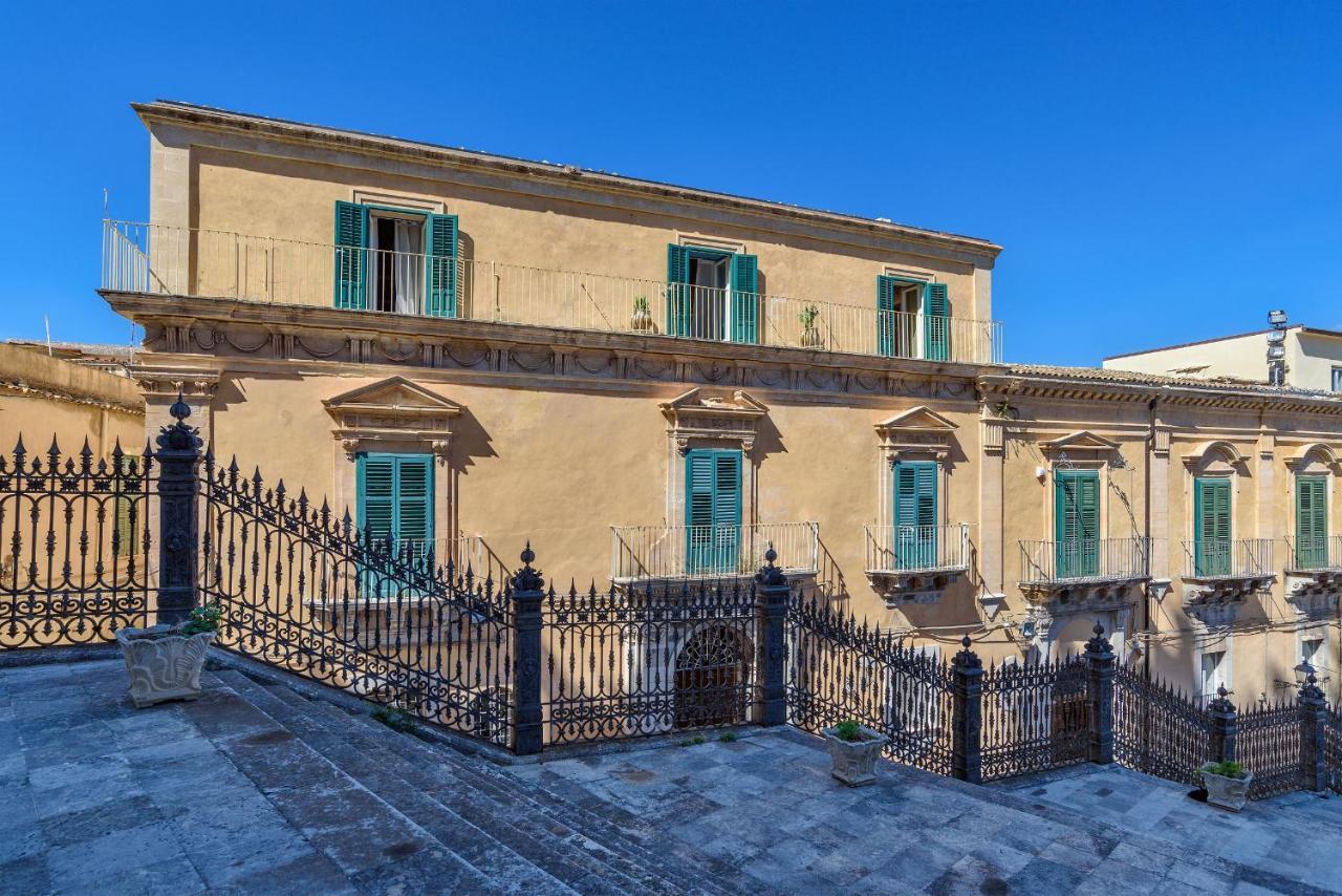 Appartamenti Vista Duomo - Ibla - Pomelia รากูซา ภายนอก รูปภาพ